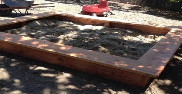 Custom Sandbox with Bench