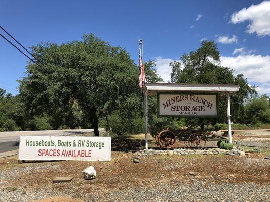 Miners Ranch Storage driveway!