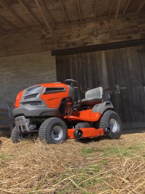 Husqvarna tractor