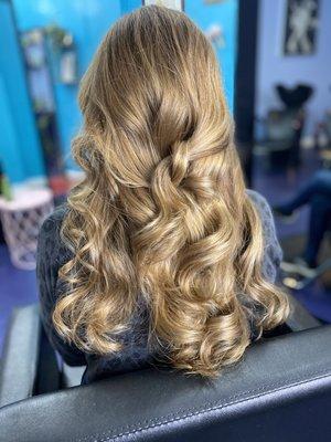 Warm Blonde hair color with highlights