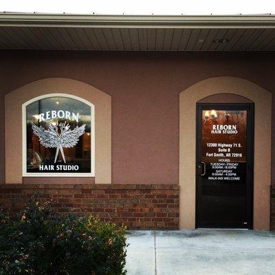 Exterior of Reborn Hair Studio in Fort Smith!