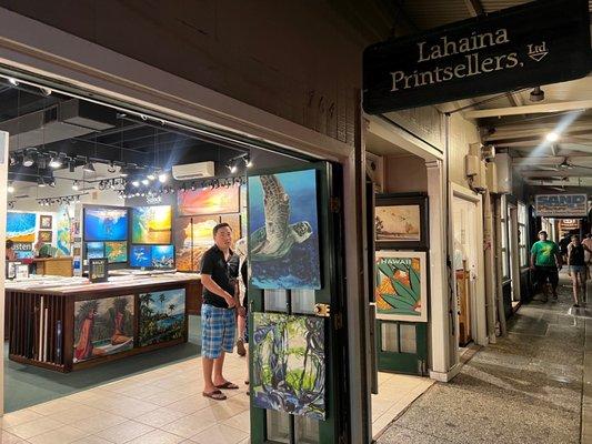 Lahaina Printsellers Ltd