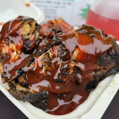 Jerk chicken (omg that bbq sauce)