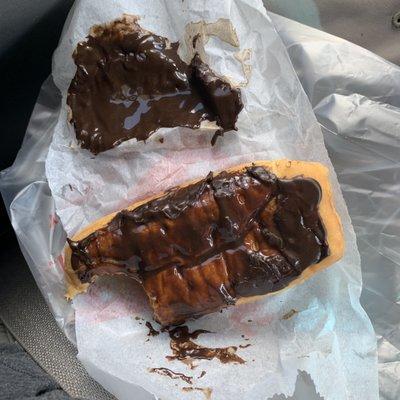 Casey's fresh eclair for breakfast: only $1.18