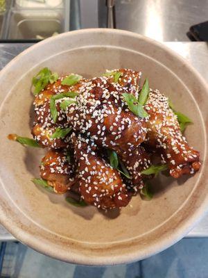 The Asian Sticky Wings are a super #yum #ReviewsByRL