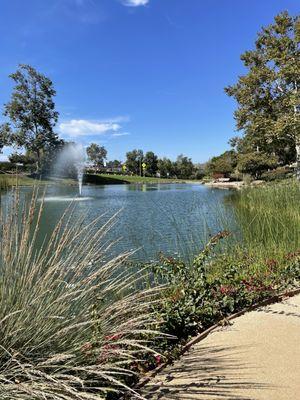 The lake in La Costa Greens presidio