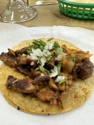 Al pastor taco