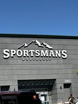 Sportsman's Warehouse