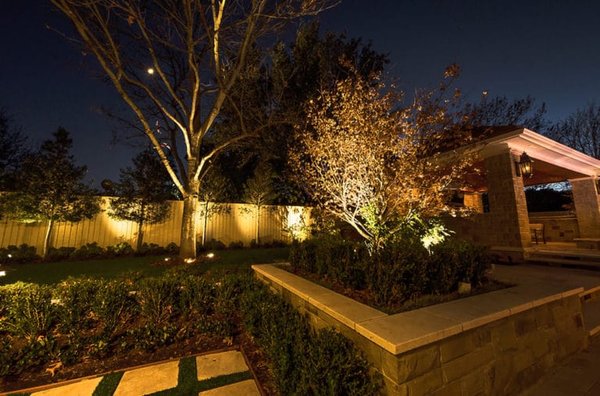 Fallas Landscape and Outdoor Lighting