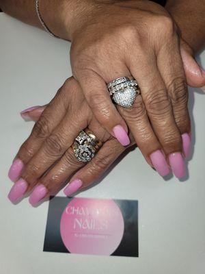 Acrylic refill with soft pink top coat gel polish