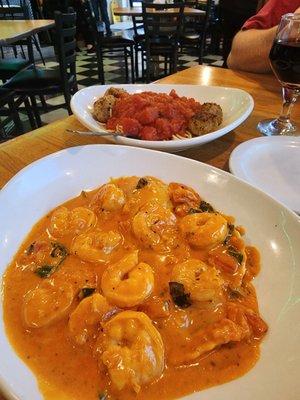 Lobster ravioli and shrimp with pink sauce