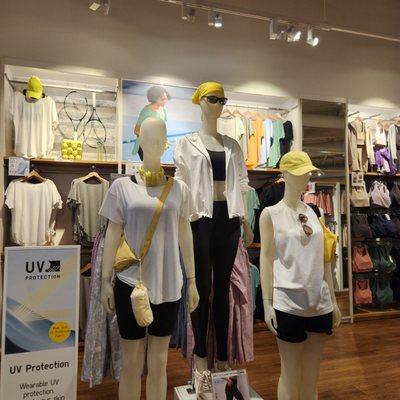 April 2023 and Spring is in at UNIQLO!