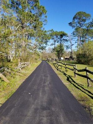 Resurface asphalt driveway in Jacksonville, FL