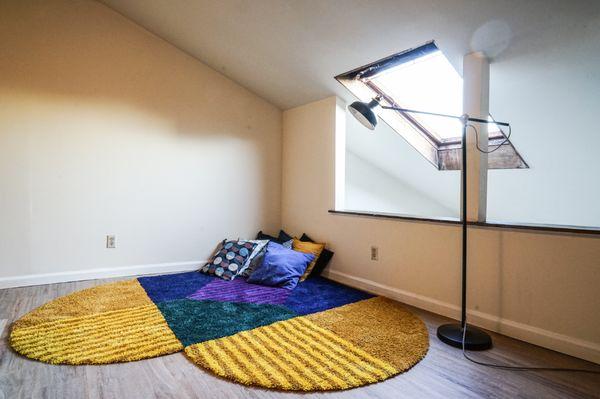 Our vocational rental in Fairmount. Great for events, photo shoots, and short/long term stays.