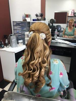 Perfect curls at Makai Beauty Salon