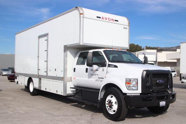 5 - Ton 24 foot box truck with lift gate