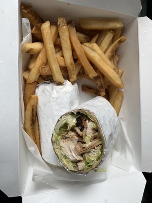 Chicken Cesar wrap with French Fries