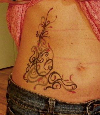 Filigree on torso, art by Libby.