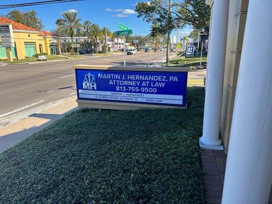 Martin J Hernandez, P.A. - Tampa Auto Accident Attorney