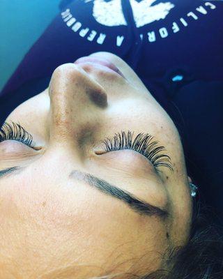 Individual eyelash extensions