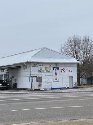 Cahokia Quick Shop