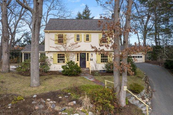 14 Hillcrest Circle, Waban MA 02468