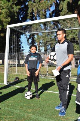 BALL UP SOCCER WE WANT TO PROVIDE THE BEST SOCCER PROGRAM IN THE SAN FERNANDO VALLEY FOR YOUTH SOCCER PLAYERS.