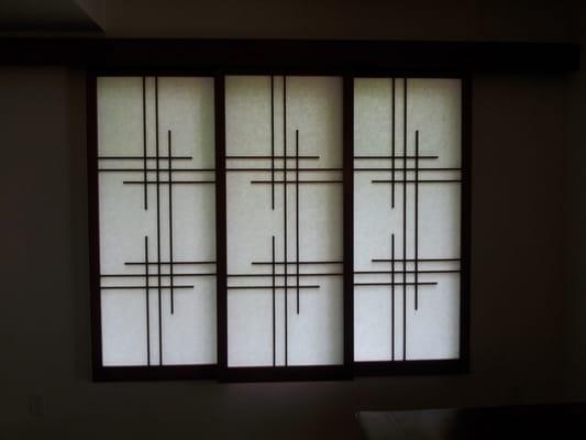 Shoji screens with top and bottom track