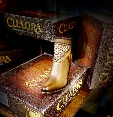 zapatos cuadra