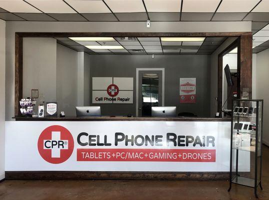 CPR Cell Phone Repair Lafayette Park LA - Inside the store