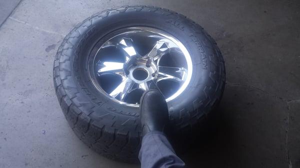 About to put on new tires.!