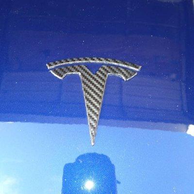 Finish Carbon Fiber Wrap, Model 3 Emblem!