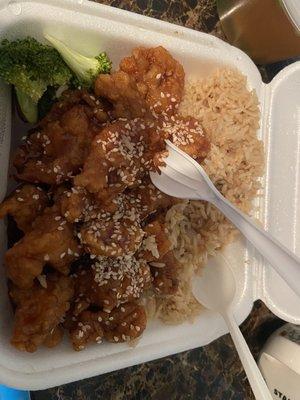 Sesame Chicken Combo