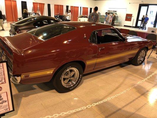 Mustang Mach 1