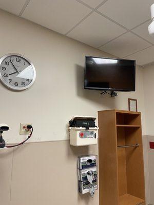 Exam room photos (the tv didn't work)