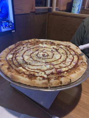 BBQ chicken pizza w/cream cheese!