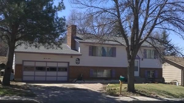 Residential re-roof completed and cleaned. Great job!