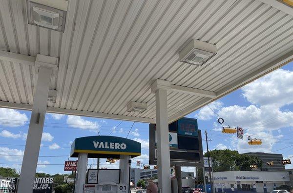 Beautiful day at the Valero corner store!