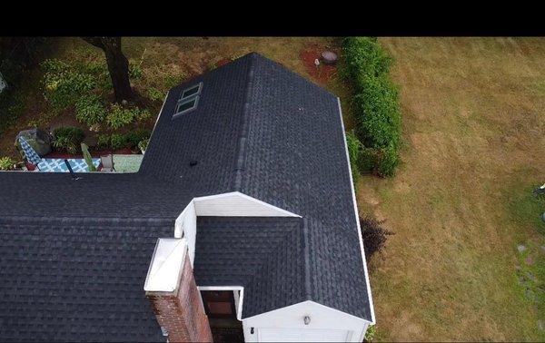 Charcoal GAF shingle in Connecticut