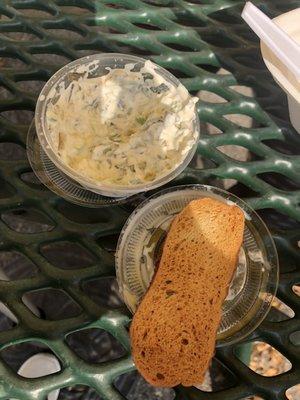 Artichoke dip with bagel chips