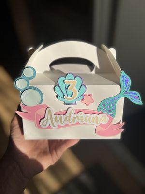 Birthday favor box