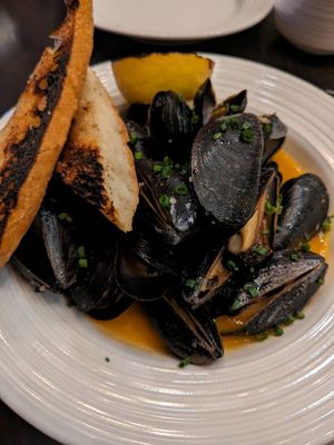 Steamed Mussels