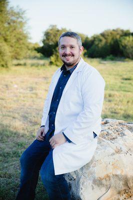 Your Friendly Oak Hill Dentist, Dr. Mark J. Cantu