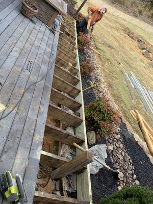 Sagging deck