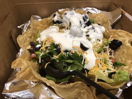 Taco salad with chicken