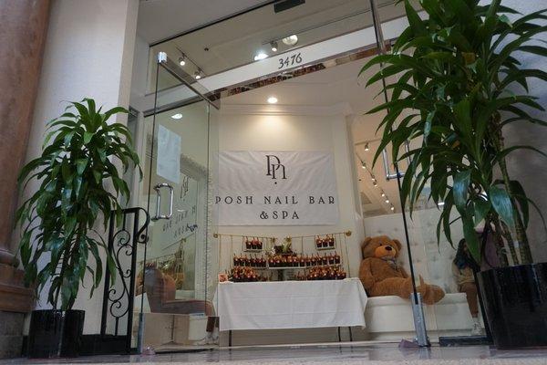 Posh Nail Bar & Spa now open