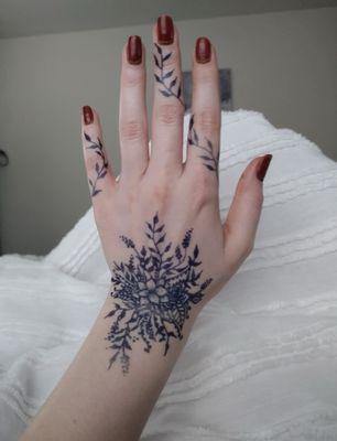 Henna tattoo by stylist Erin