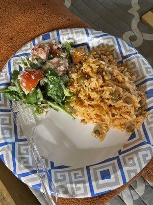 Arroz con gandules  with spinach salad