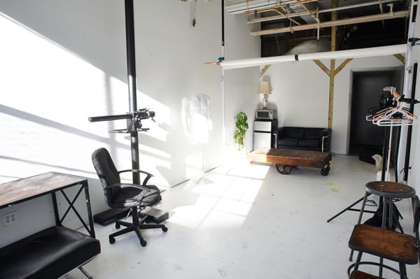 Shoot Bushwick features gorgeous natural light streaming in throughout the day