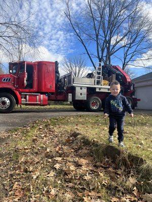 2021 Mack truck with a Effer 655 rear mount crane